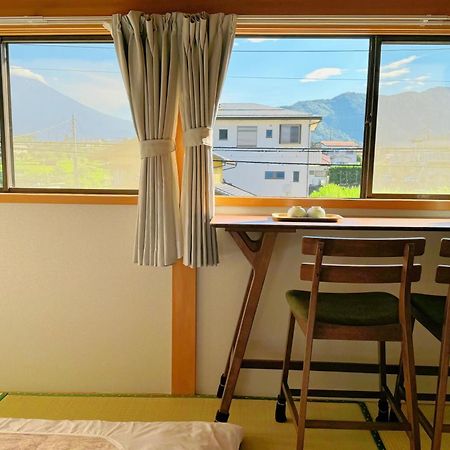 富士山を眺められる宿 ゲストハウス花水木 Nishikatsura Exterior foto