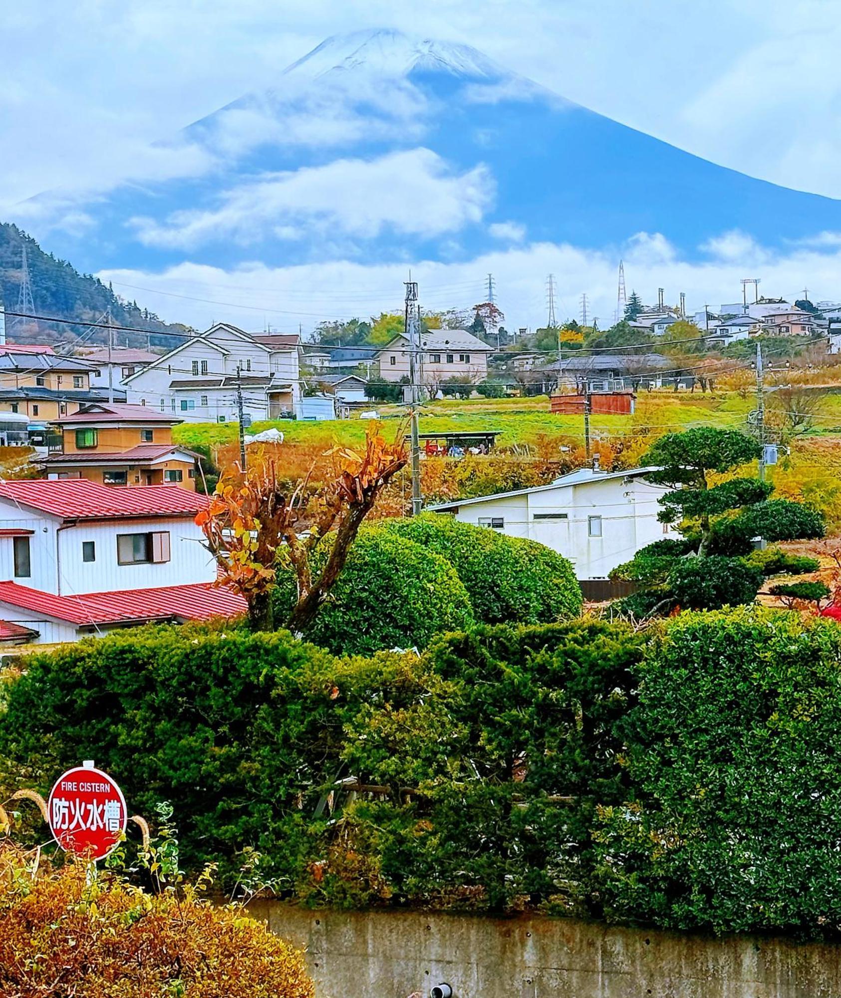 富士山を眺められる宿 ゲストハウス花水木 Nishikatsura Exterior foto